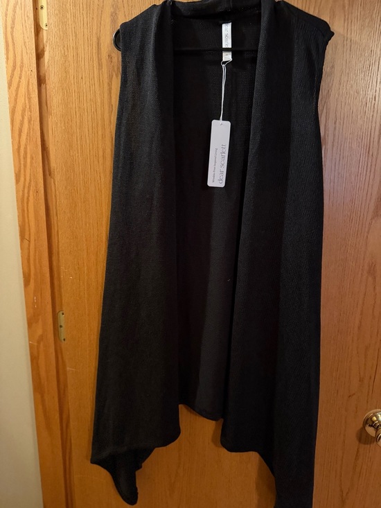 Dear Scarlett Jackets & Blazers - Dear Scarlet Black Sleeveless Open-Front Draped Vested